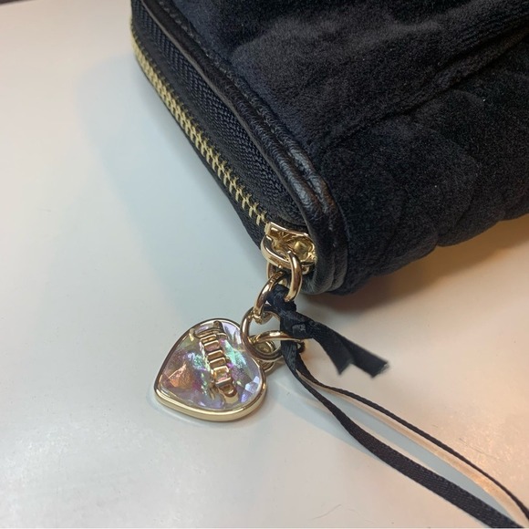 NWT Juicy Couture Tied With a Bow Large Zip Around Wallet - Picture 6 of 12